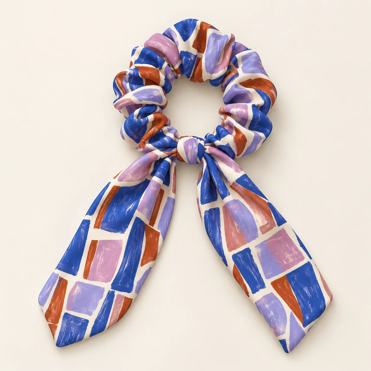 Gallery Steps bow-tie scrunchie — hero view