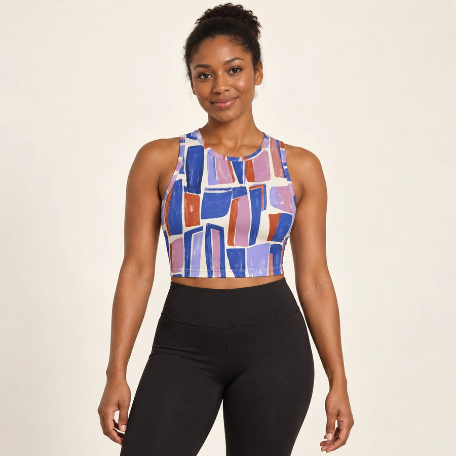 Gallery Steps sports crop top — female hero view