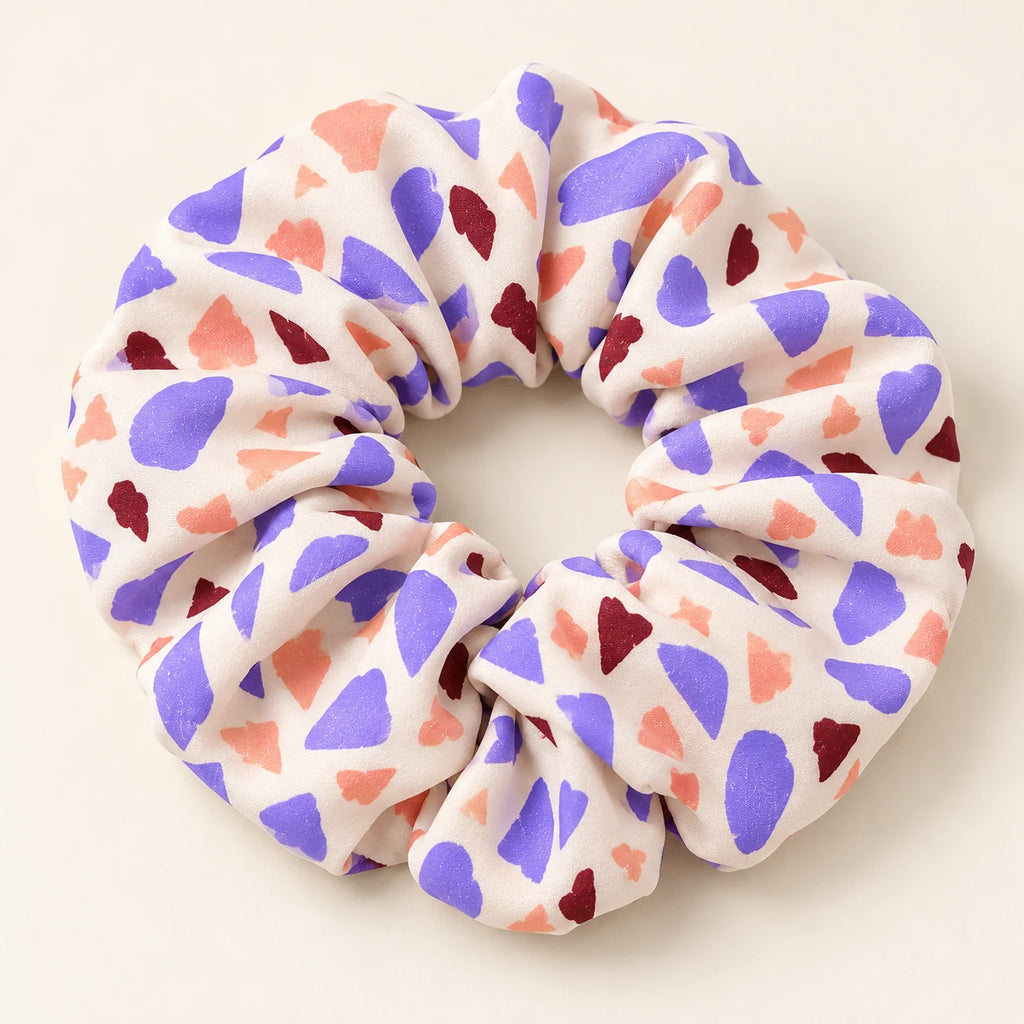 Lilac Terrazzo scrunchie — detail view
