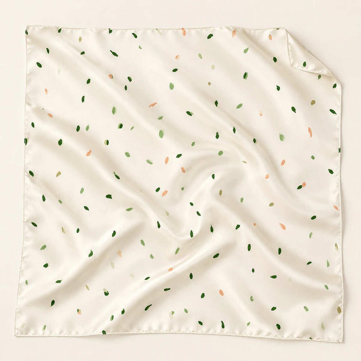 Meadow Dust scarf — detail view