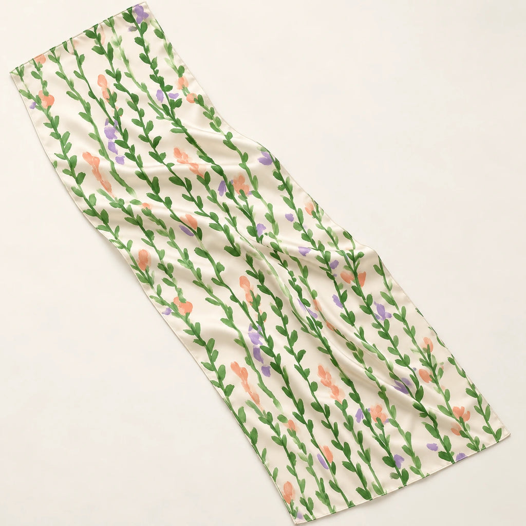 Meadow Trails stole — detail view